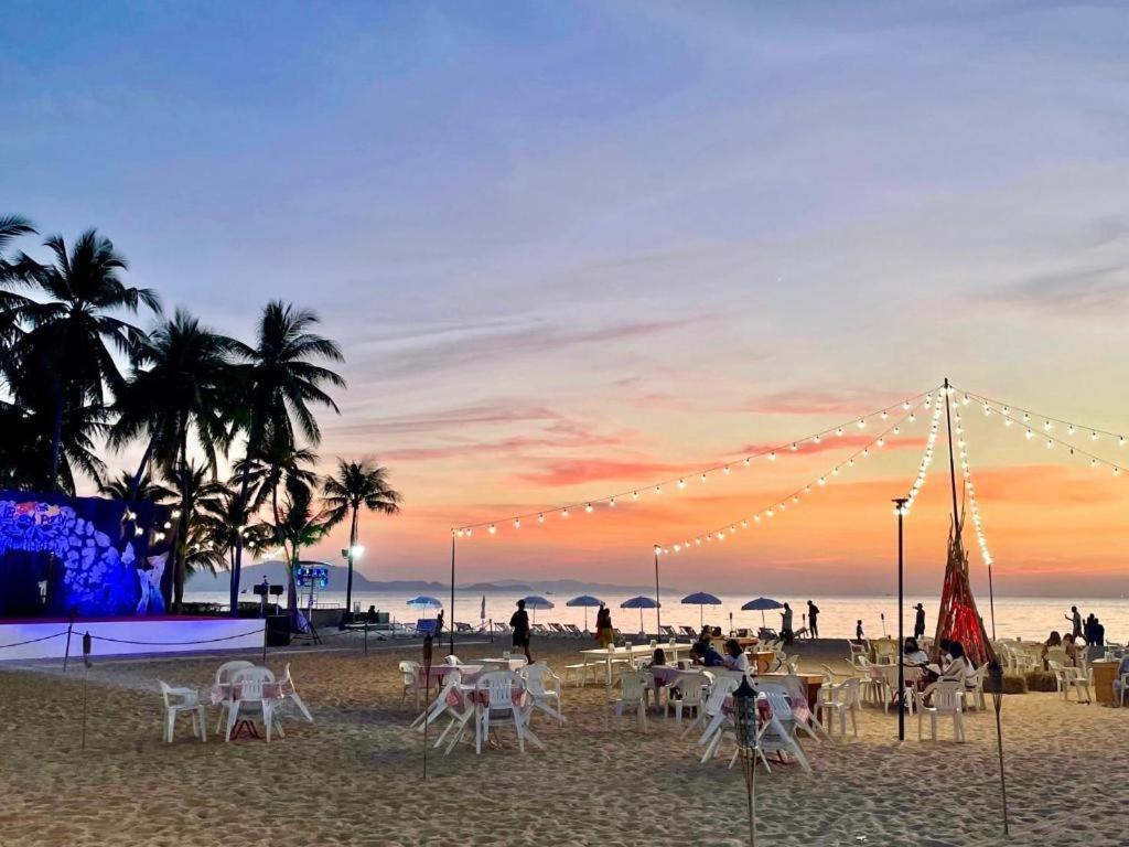 Ambassador City Jomtien Pattaya - Ocean Wing Otel Na Chom Thian Dış mekan fotoğraf