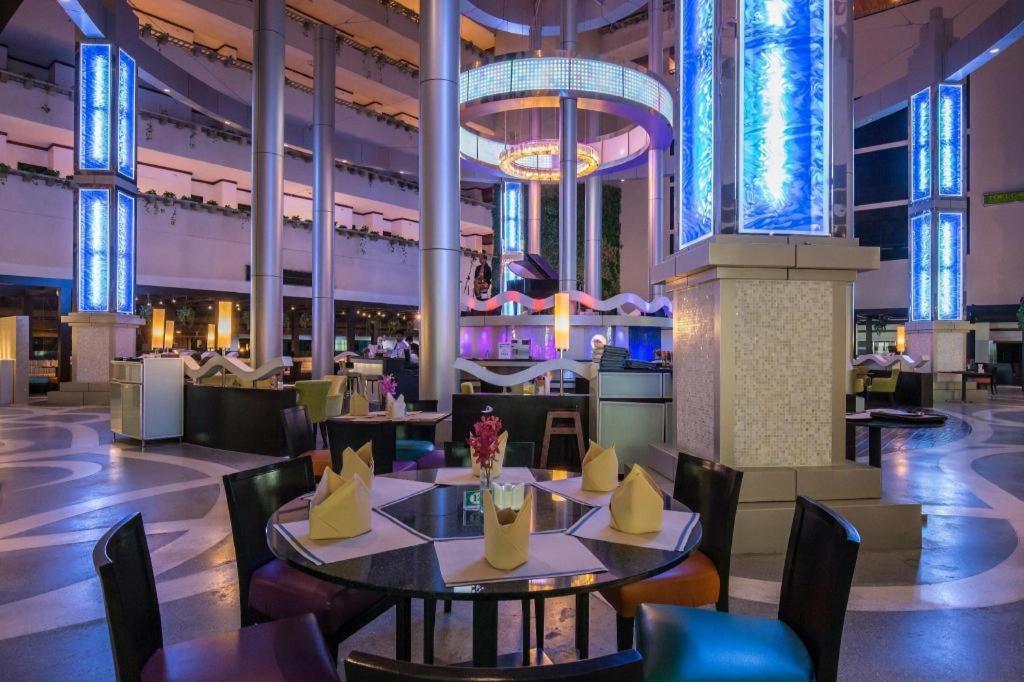Ambassador City Jomtien Pattaya - Ocean Wing Otel Na Chom Thian Dış mekan fotoğraf