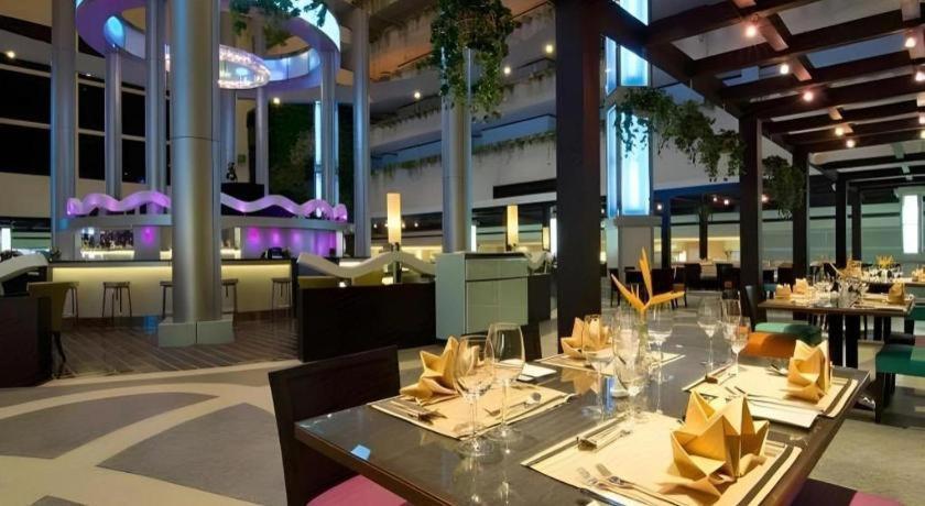 Ambassador City Jomtien Pattaya - Ocean Wing Otel Na Chom Thian Dış mekan fotoğraf
